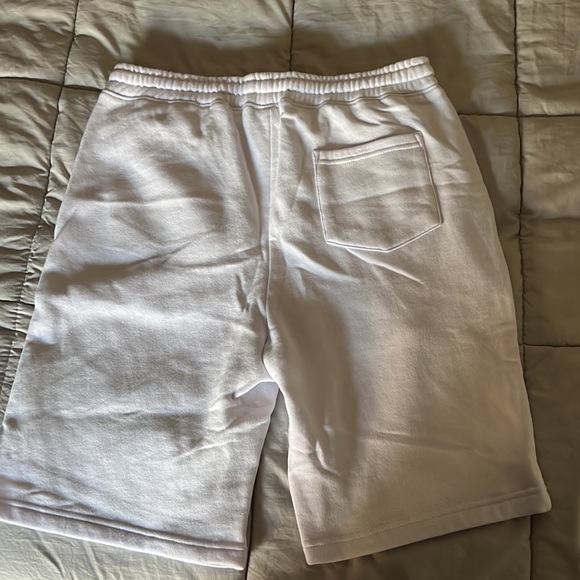 Shorts - Picture 4 of 4